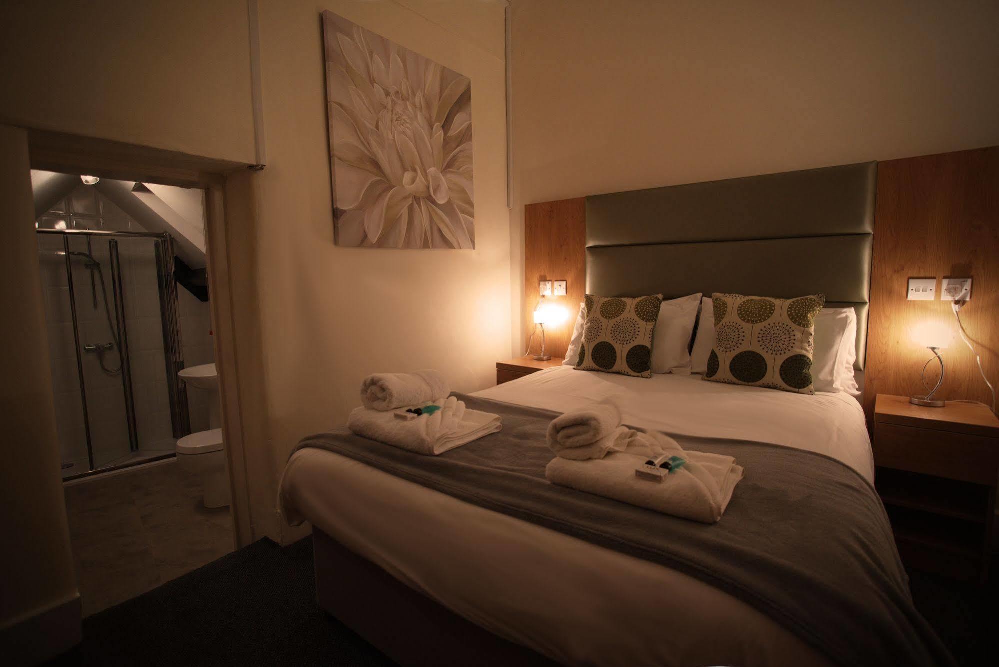 New Inn Hotel เล็คเลด ภายนอก รูปภาพ